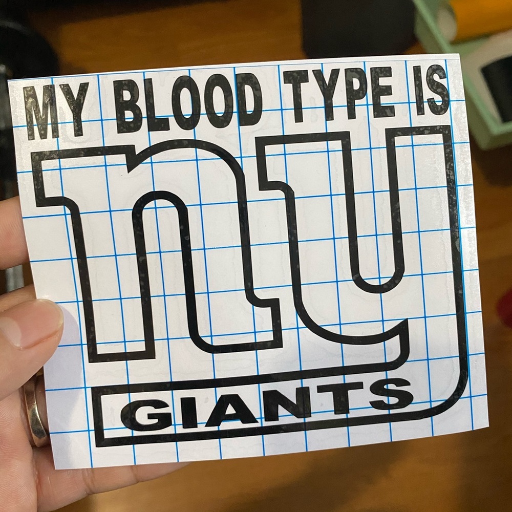 NY Giants vinyl decal size 6x8 2pcs